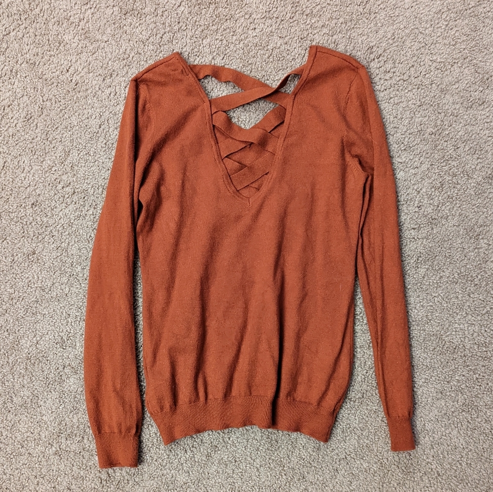 Open back sweater - Picture 2 of 3